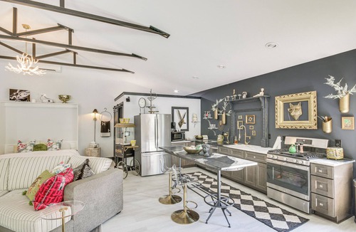 Prosperity Apartment | Lake Murray Paradise w/Shared Pool & Hot Tub!