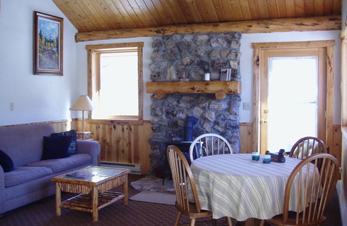 Jackson Cabin | Lakefront Cabin Near The Grand Tetons, Jackson Hole, Yellowstone