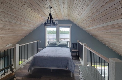 Coolin Cabin | Lakefront Cabin with Boat Slip on beautiful Priest Lake!