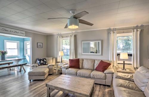 Port Clinton House | Lakefront Cottage w/Fishing & Private Yard!