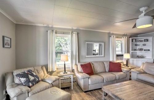 Port Clinton House | Lakefront Cottage w/Fishing & Private Yard!