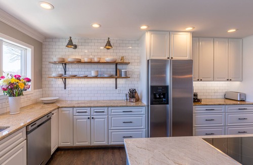 Annapolis House | Lakefront dog-friendly home with private outdoor pool, pool spa, dock & grill