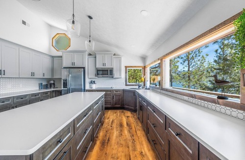 Hayden Lake House | Lakefront Retreat with Private Dock, Jump Tower & Kayaks