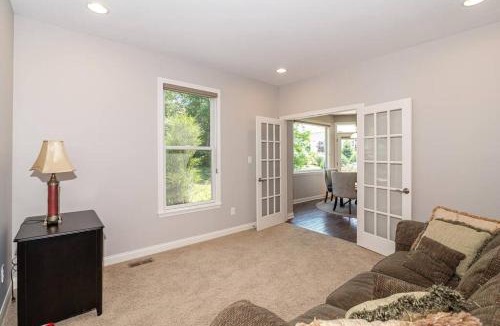Maxwell House | Lakefront view 5 bedroom home with basement