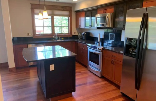 McCall Condo | Lakeview Condo Available for Summer Season
