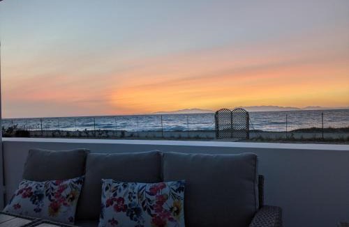 Kamiros House | Lambou Beach Sunset
