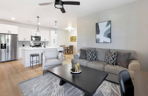 Casa Grande Apartment | Landing | Amazing 2BD, Clubhouse, Pool