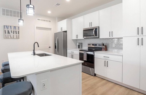 Casa Grande Apartment | Landing | Amazing 2BD, Clubhouse, Pool