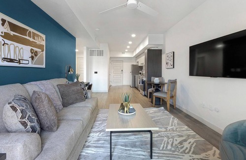 North Mountain Apartment | Landing | Beautiful 1BD, Pool, Gym
