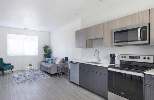 Goodyear Apartment | Landing | Beautiful 1BD, Pool, Gym