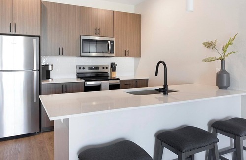 Goodyear Apartment | Landing | Chic 1BD, Gym, Clubhouse