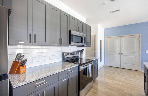 McCordsville Apartment | Landing | Chic 2BD, Gym, Clubhouse
