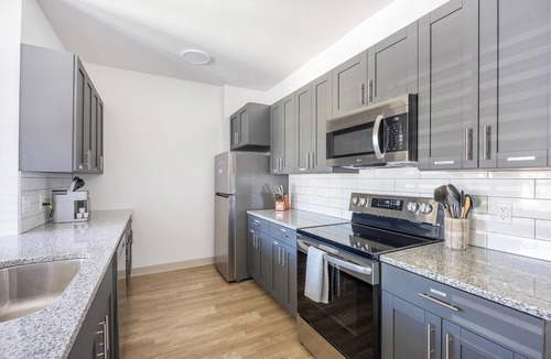McCordsville Apartment | Landing | Chic 2BD, Gym, Clubhouse