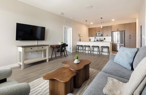 Goodyear Apartment | Landing | Chic 2BD, Gym, Clubhouse
