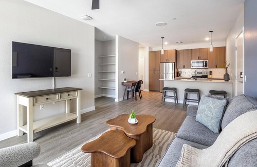 Goodyear Apartment | Landing | Modern 1BD, Gym, Clubhouse