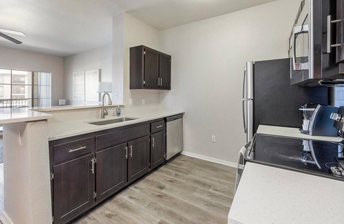 Greenbell Apartment | Landing | Modern 1BD, Gym, Pool