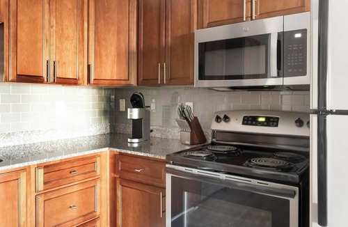 Hillsborough Apartment | Landing | Modern 1BD, Gym, Clubhouse