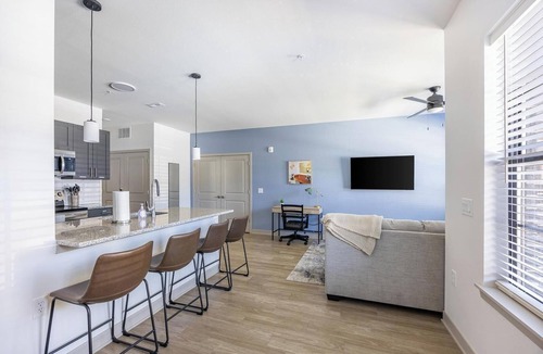 McCordsville Apartment | Landing | Modern 1BD, Gym, Clubhouse