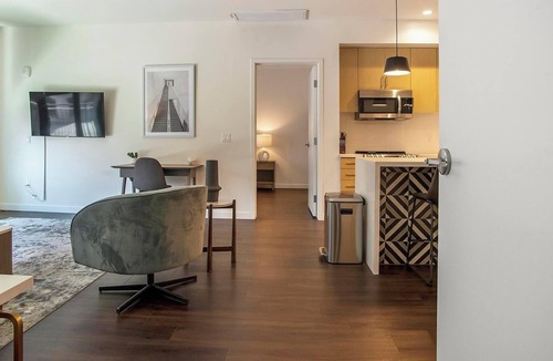 Downtown Tucson Apartment | Landing | Modern 2BD, Clubhouse, Courtyard