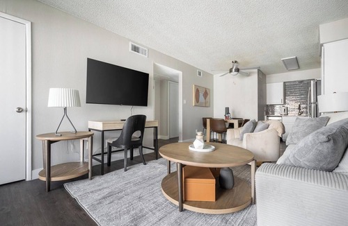 Maryvale Apartment | Landing | Modern 2BD in Maryvale Village