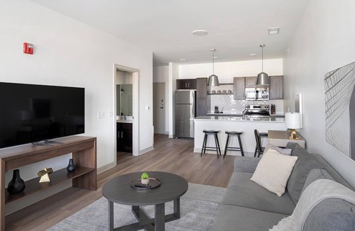 McCordsville Apartment | Landing | Spectacular 1BD, Courtyard, Pool