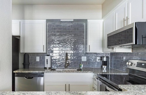 Maryvale Apartment | Landing | Spectacular 1BD in Maryvale Village
