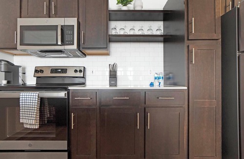 McCordsville Apartment | Landing | Stunning 1BD, Gym, Pool