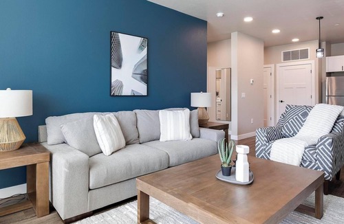 Goodyear Apartment | Landing | Stunning 2BD, Clubhouse