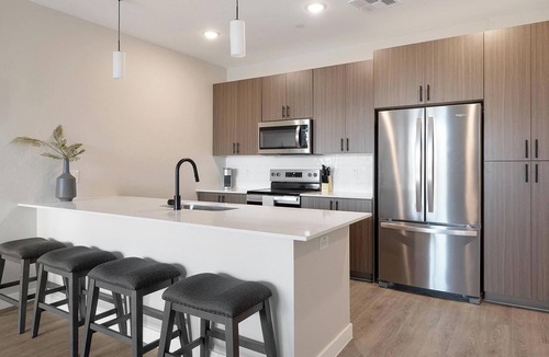 Goodyear Apartment | Landing | Stunning 2BD, Pool, Gym