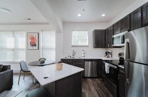 Corryville Apartment | Landing | Stunning 2BD, Clubhouse, Pool