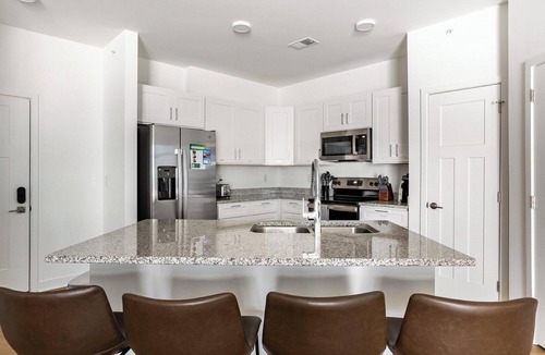 Downtown Indianapolis Apartment | Landing | Stylish 1BD, Gym