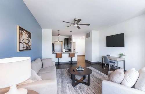 Hurstbourne Apartment | Landing | Stylish 1BD, Clubhouse, Gym