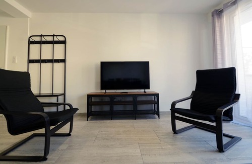 Moriani-Plage Apartment | Large and Superb Apartment in the Center of MORIANI PLAGE