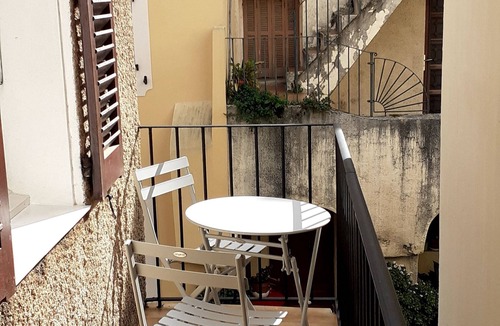 Cargese House | Large family house in the center of Cargese, sleeps 6, 3 bedrooms 100m2