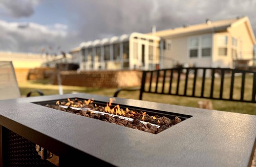 Kanab House | Large Family retreat, Private hot tub, Sleeps 10