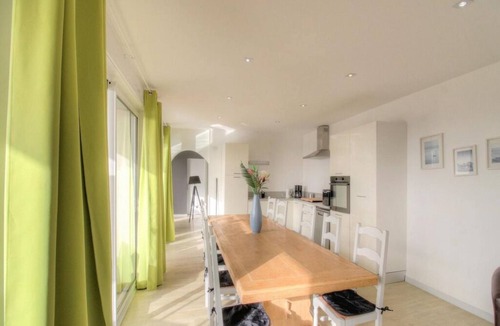 Viggianello Villa | Large friendly house, sea view and ideal location