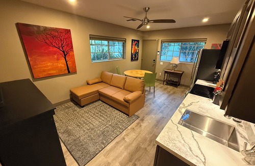 Alhambra Apartment | Large One Bedroom Casita in Midtown Phoenix
