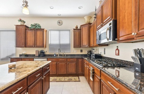 Anthem at Merrill Ranch House | Large Single Story Home with Pool Table. Close to Golf and Green Spaces.