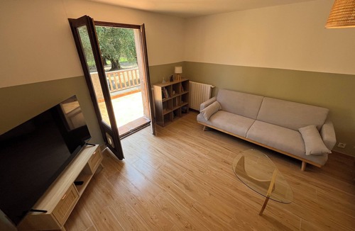 Riventosa Villa | Large Villa sleeps 14 in the Corsican maquis on the riverbank - 8mn from Corte