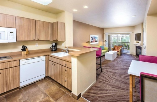 Enterprise Condo | Las Vegas | Romantic Vegas Retreat | Pool + Hot Tub