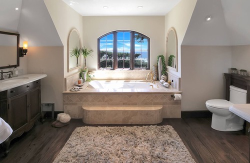 Carmel Highlands House | LAuberge Costal Cove Clint Eastwood Suite