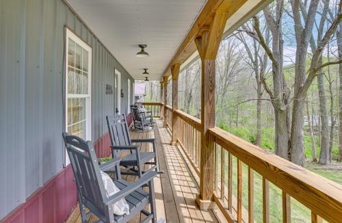 Laurelville House | Laurelville Home w/Hot Tub & Fire Pit
