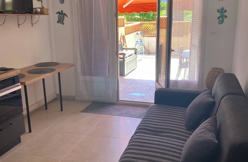 Residences du Golfe de Lava Condo | Lava Plage - Feet in the water