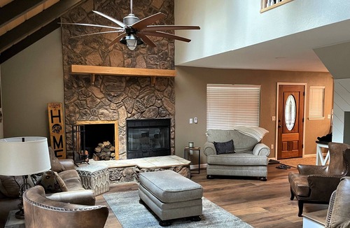 Pinetop Ski Chalet | Lazy Bear Chalet - Pinetop Country Club