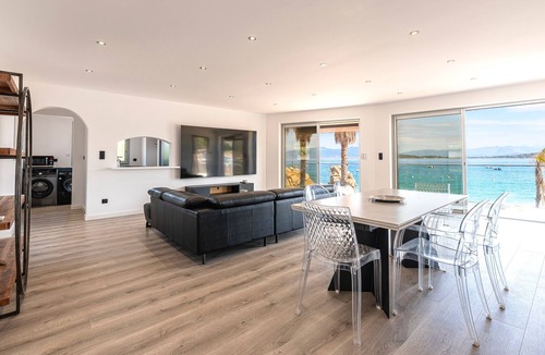 Verghia Apartment | Le Roc - 1er étage - Splendide Vue Mer