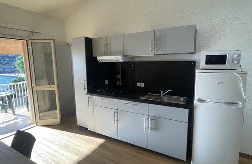 Tarcu Apartment | Le Télémaque 2 pièces Mezzanine by Interhome