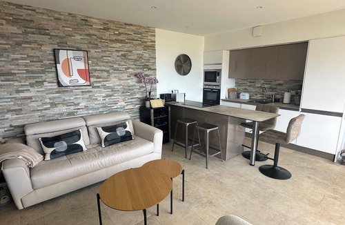 Porticcio Apartment | Le Vignoble: Havre de Paix 2 ou 4pers à Porticcio Avec Piscine Privée et vue mer