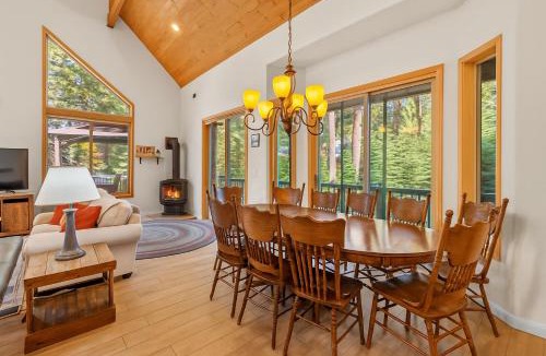 Sierra Cedars House | Leisure Landing Unwind in the Pines