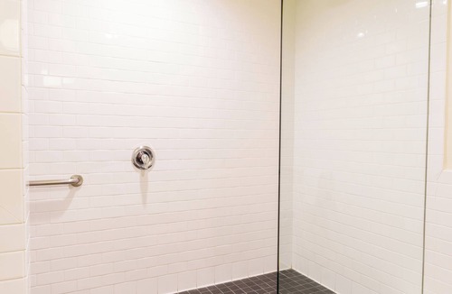 North State Hotel | Lemon Tree Inn