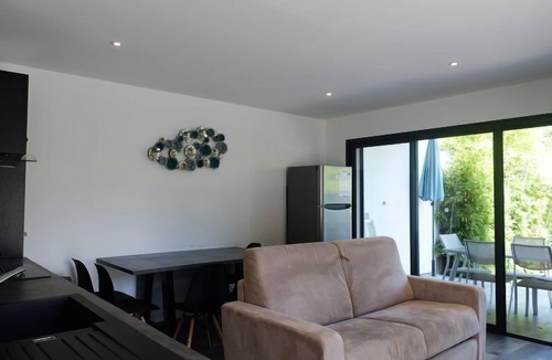 Favone Apartment | Les Jardins d'Ève,F2 by Interhome